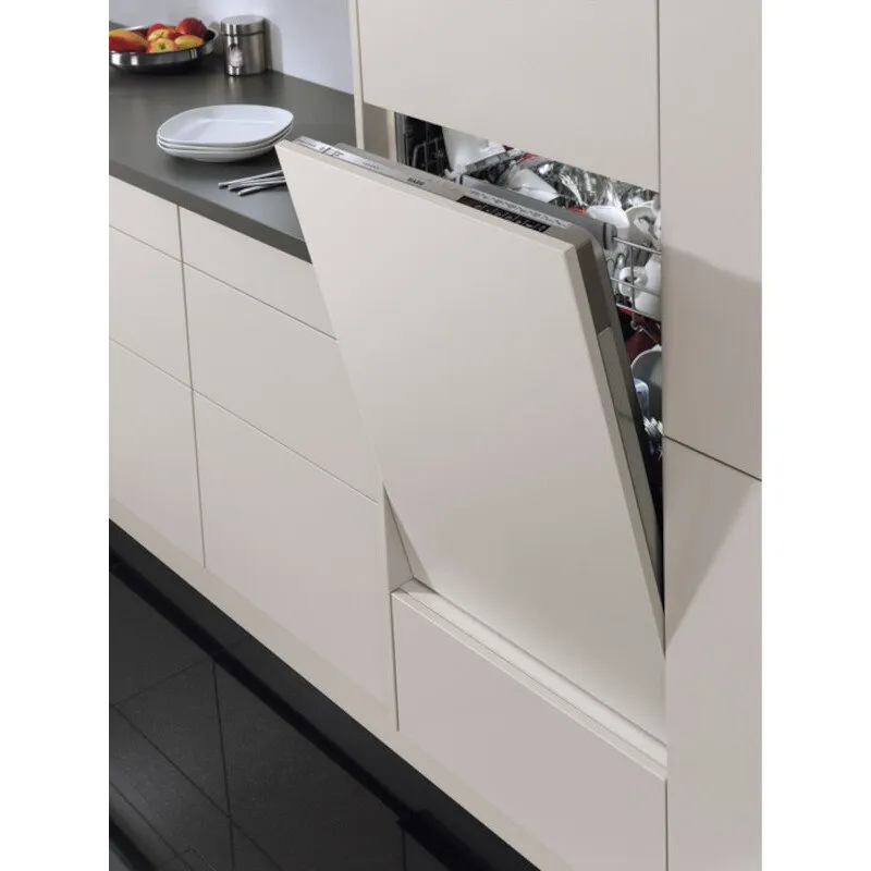 AEG FSS64907Z Series 6000 Fully Integrated Dishwasher White 14 Settings