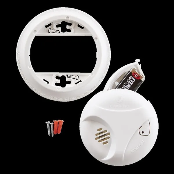 FIRST ALERT SA305CN3 Smoke Alarm, 9 V, Ionization Sensor, 85 dB, White